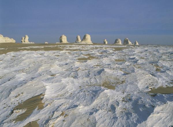 il-Deserto-bianco-oasi-di-bahariya-egitto (5)